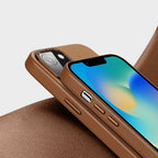 Dux Ducis Grit MagSafe dėklas iPhone 14 Plus – rudas