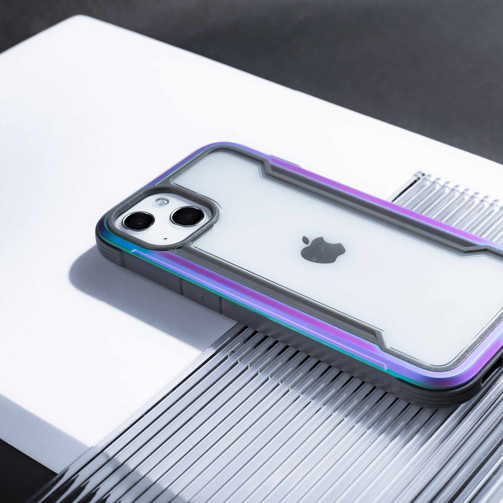 Raptic Shield MagSafe dėklas iPhone 14 Plus – opalinis