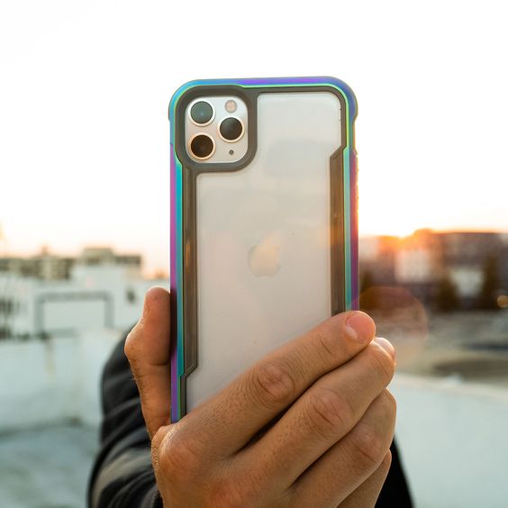 Raptic Shield MagSafe dėklas iPhone 14 Plus – opalinis
