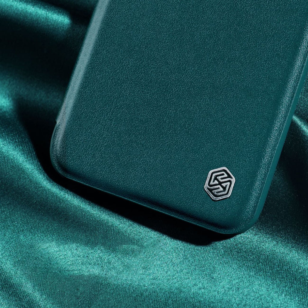 Nillkin Qin Leather Pro dėklas iPhone 14 Plus – juodas