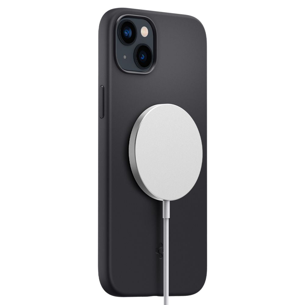 Spigen Silicone Fit MagSafe dėklas iPhone 14 Plus – juodas