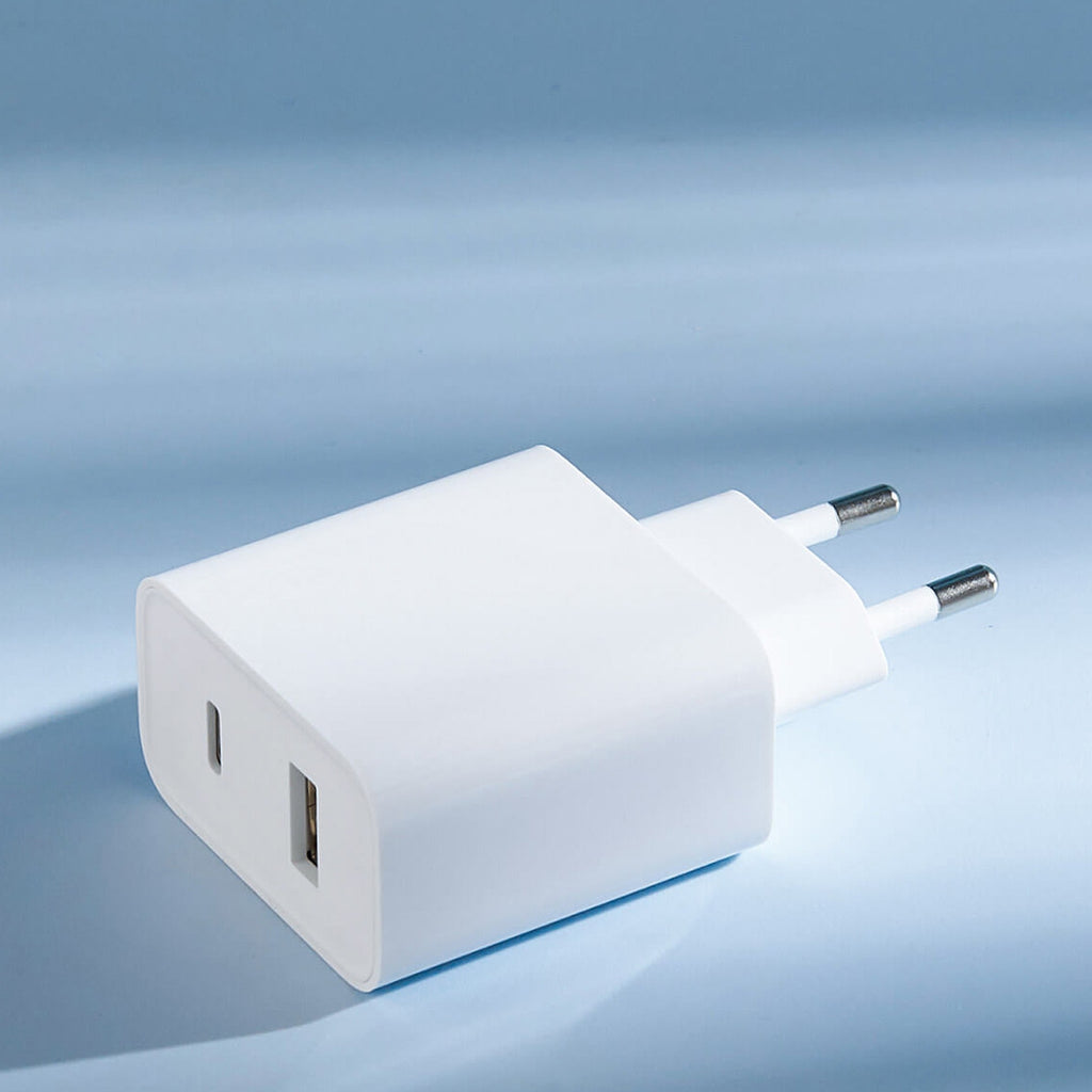 Xiaomi Travel Charger Combo greitas įkroviklis USB-A / USB-C 33W PD baltas (BHR4996GL)
