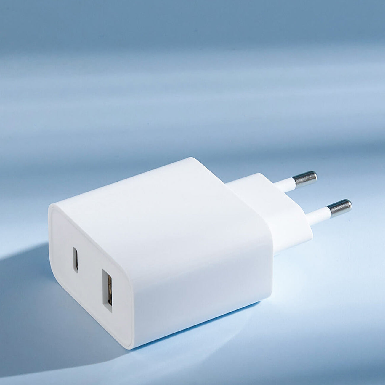 Xiaomi Travel Charger Combo greitas įkroviklis USB-A / USB-C 33W PD baltas (BHR4996GL)