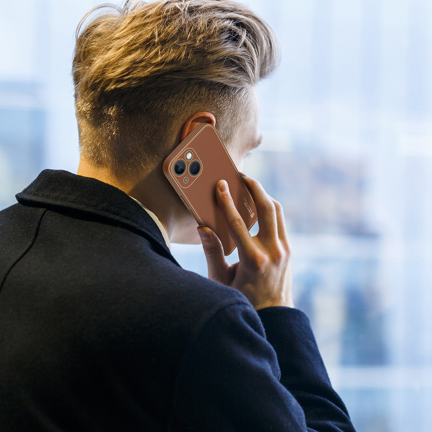 Dux Ducis Yolo dėklas iPhone 14 – rudas