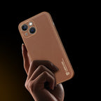 Dux Ducis Yolo dėklas iPhone 14 – rudas