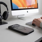 Dėklas Tech-Protect MagStand MagSafe CC iPhone 17 Pro / 18 Pro, matinis juodas -- iPhone 17 Pro, iPhone 18 Pro
