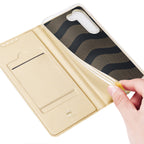 Dux Ducis Skin Pro dėklas Galaxy S23+ – auksinis