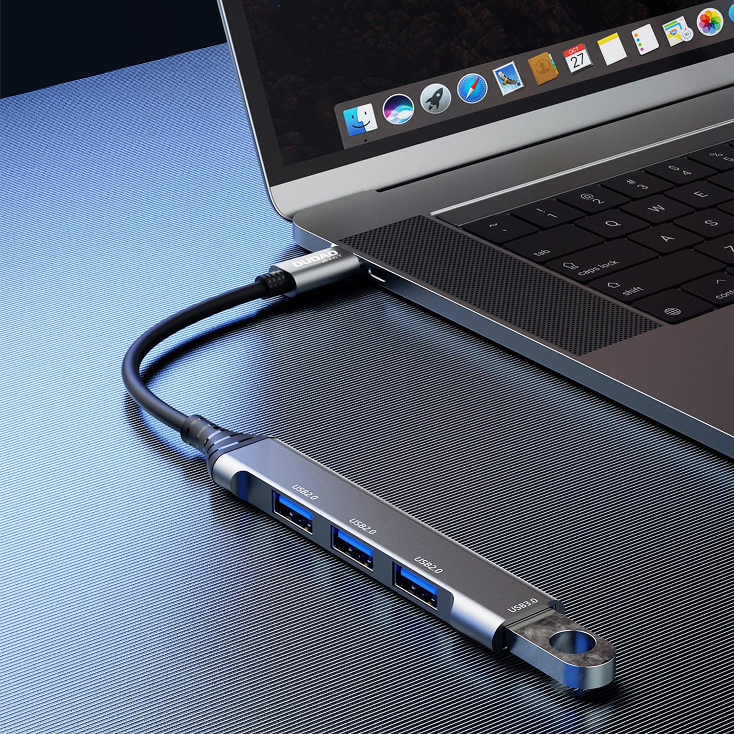 Dudao HUB 4in1 USB-C - 4x USB-A (3 x USB2.0 / USB3.0) 6.3cm juodas (A16T) -- USB Hubs