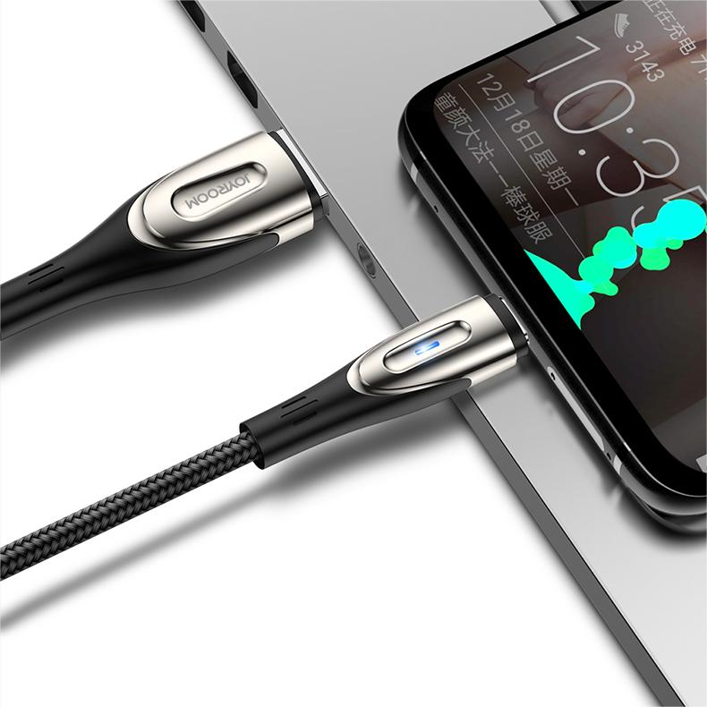 Joyroom Sharp Series S-M411 Laidas USB-A / Lightning 3A 1.2m su įkrovimo indikatoriumi - juodas
