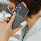„Thunder“ dėklas, skirtas Motorola Moto G62 5G juodas silikoninis šarvų dėklas -- Motorola Moto G62