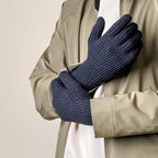 Pintos telefono pirštinės su išpjovomis pirštams - juodos -- Bicycle Gloves