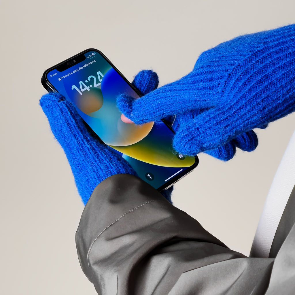 Pinti telefono pirštinės su išpjovomis pirštams - mėlynos spalvos -- Bicycle Gloves