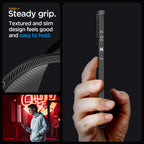 Spigen Liquid Air dėklas iPhone 15 Pro – matinis juodas