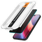 Spigen EZ Fit privatumo stiklas iPhone 15/16 (2 vnt.)
