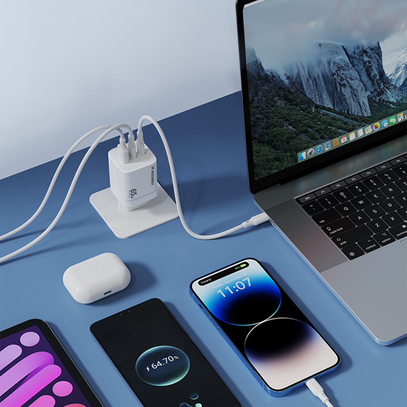 Wozinsky CGWCW 65W GaN sieninis įkroviklis USB-A / 2 x USB-C - baltas