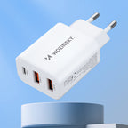 Wozinsky sieninis įkroviklis CWCUCW 30W USB-C / 2 x USB-A - baltas
