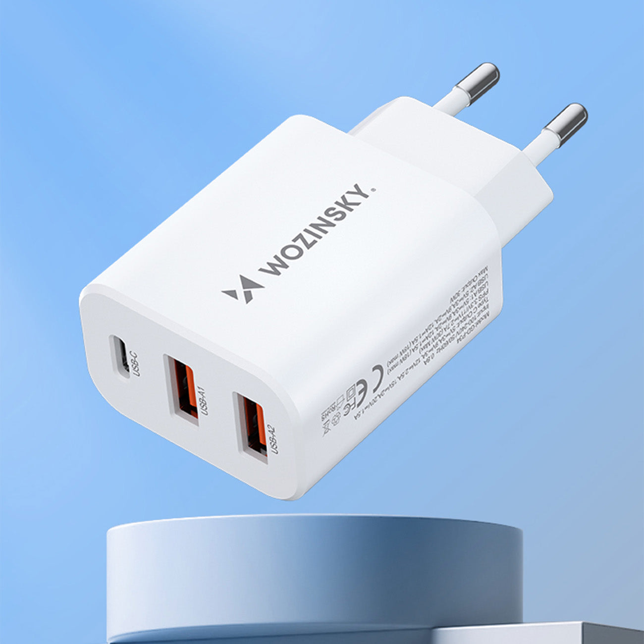 Wozinsky sieninis įkroviklis CWCUCW 30W USB-C / 2 x USB-A - baltas