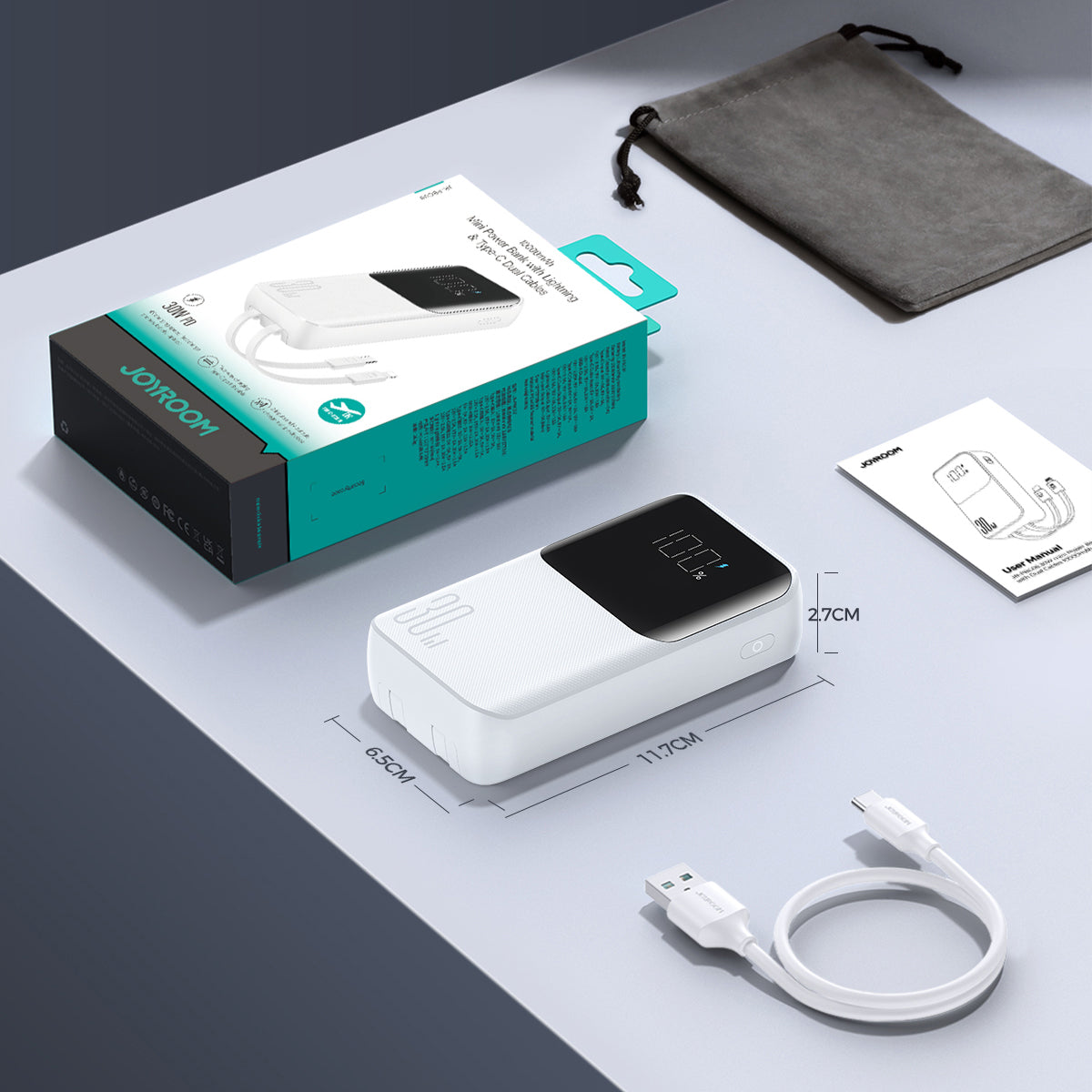 Mini išorinė baterija su integruotais laidais Joyroom JR-PBC06 30W 10000mAh - baltas