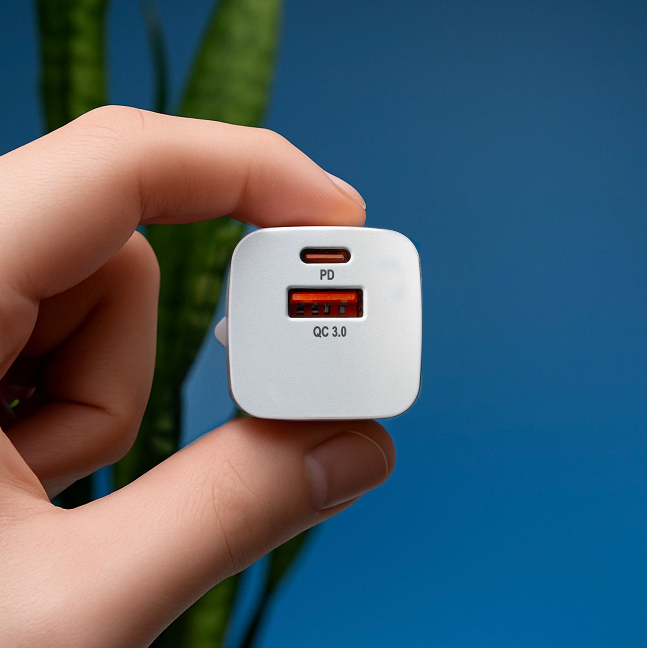 Wozinsky sieninis įkroviklis CMWCW 20W USB-C / USB-A - baltas