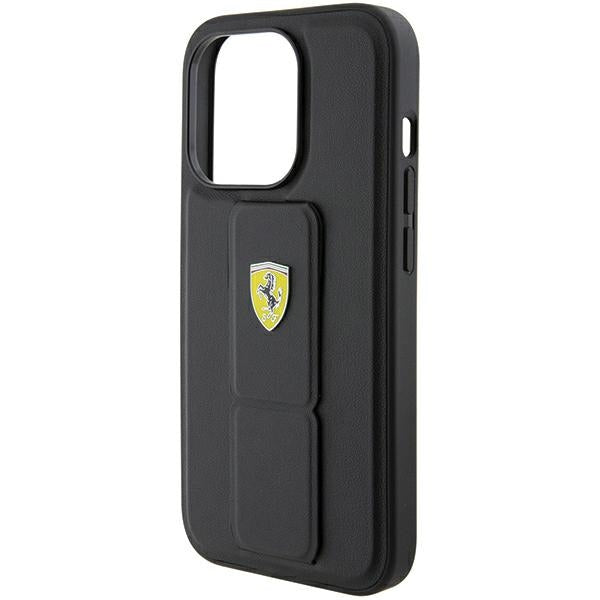 Ferrari Grip Stand Metal Logo dėklas iPhone 15 Pro – juodas