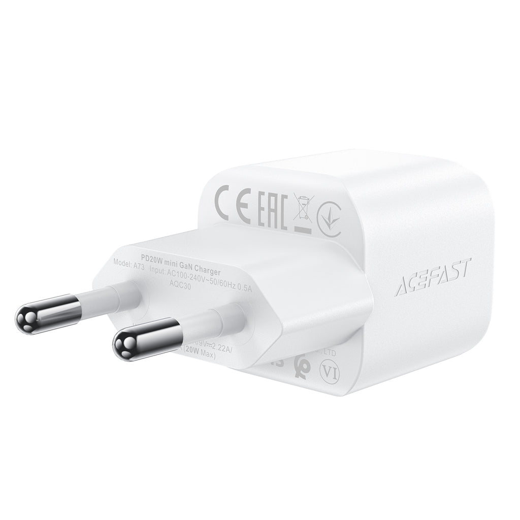 Acefast A73 Mini PD 20W GaN sieninis įkroviklis + USB-C laidas - baltas
