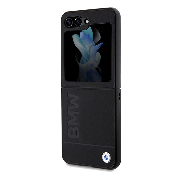 BMW Leather Hot Stamp dėklas Galaxy Z Flip5 – juodas -- Samsung Galaxy Z Flip 5