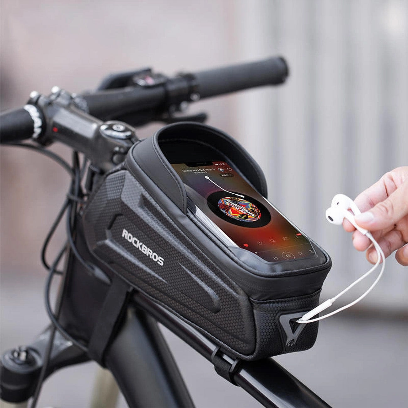 Rockbros B68-1 dviračio krepšys su telefono kišene, 1,7l, juodas -- Bicycle Bags