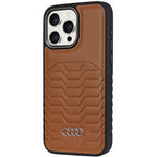 Audi eko odos MagSafe dėklas iPhone 15 Pro – rudas