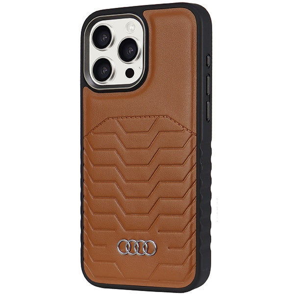 Audi eko odos MagSafe dėklas iPhone 15 Pro – rudas