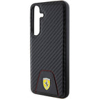 Ferrari Carbon Stitched Bottom dėklas Samsung Galaxy S24+ – juodas