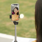Selfie lazda WH1YXS – teleskopinis trikojis 1 m su apvalia lempa ir telefono laikikliu – juoda -- Selfie Sticks & Tripods