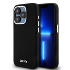 DKNY MagSafe dėklas iPhone 15 Pro – juodas