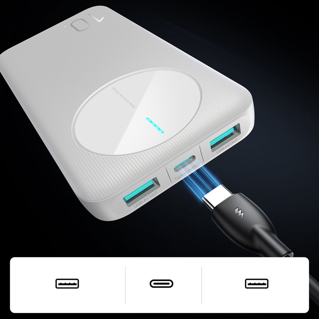 Joyroom Išorinė baterija JR-PBF12 10000mAh 2.4A 2x USB-A 1x USB-C - balta