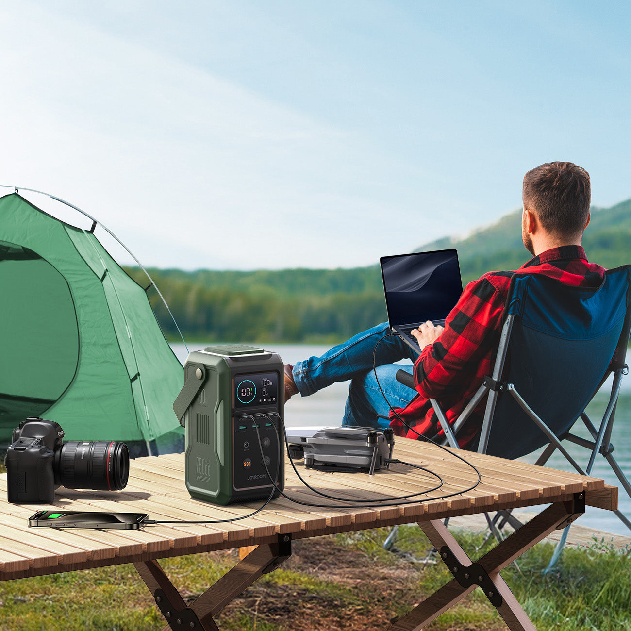 Joyroom Išorinė baterija JR-PBF10 75000mAh 100W 3x USB-C 3x USB-A su sulankstomu žibintuvėliu ir rankena - žalia