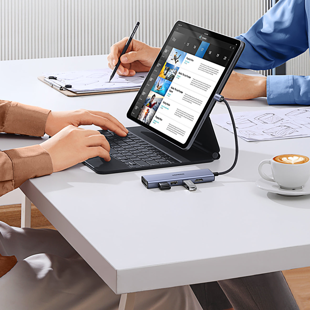 HUB Ugreen CM511 20956A 6in1 USB-C - HDMI / 3x USB-A 3.0 / SD/TF kortelių skaitytuvas - pilkas -- USB Hubs