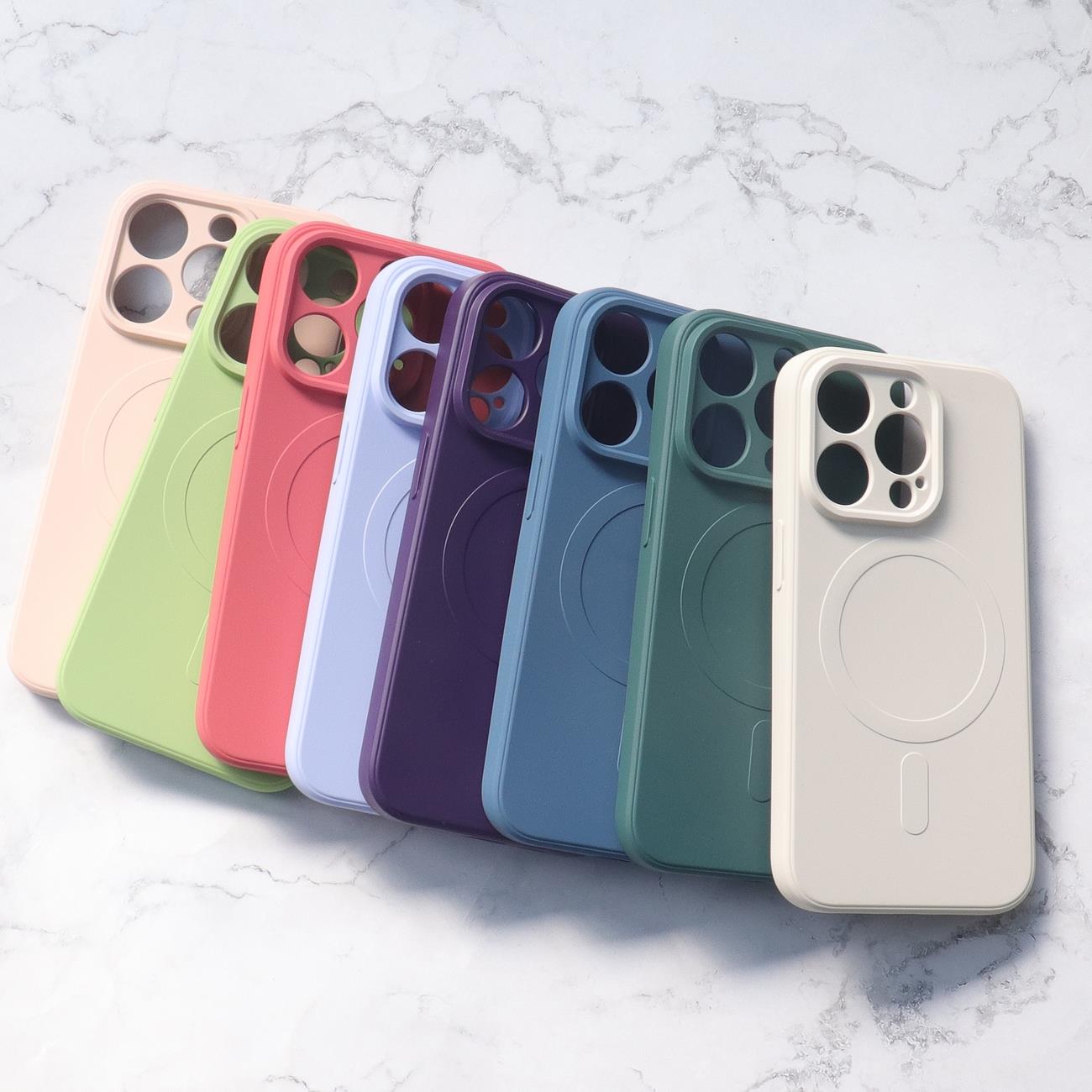MagSafe suderinama silikono dėklas iPhone 15 Pro - tamsiai mėlyna -- iPhone 15 Pro
