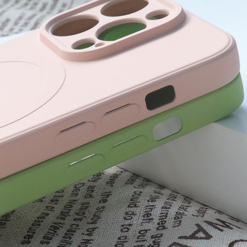 MagSafe suderinama silikono dėklas iPhone 15 Pro - tamsiai mėlyna -- iPhone 15 Pro