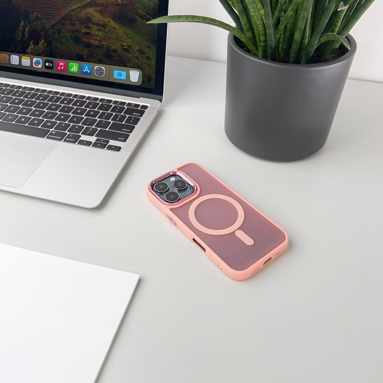 MagSafe magnetinis TPU dėklas iPhone 16 Pro – rožinis