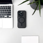 MagSafe blizgus dėklas iPhone 16 Pro – juodas