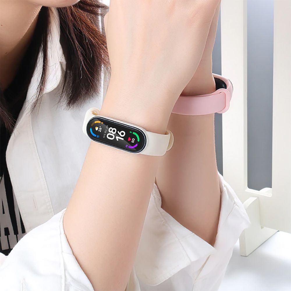 Tech-Protect IconBand dirželis, skirtas Xiaomi Mi Smart Band 5 / 6 / 7 / NFC - juodas -- Xiaomi Mi Smart Band 5