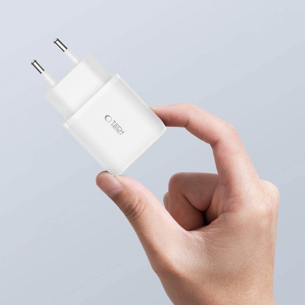 Tech-Protect C20W įkroviklis USB-C PD 20W / USB-A QC 3.0 - baltas -- Cell phone chargers