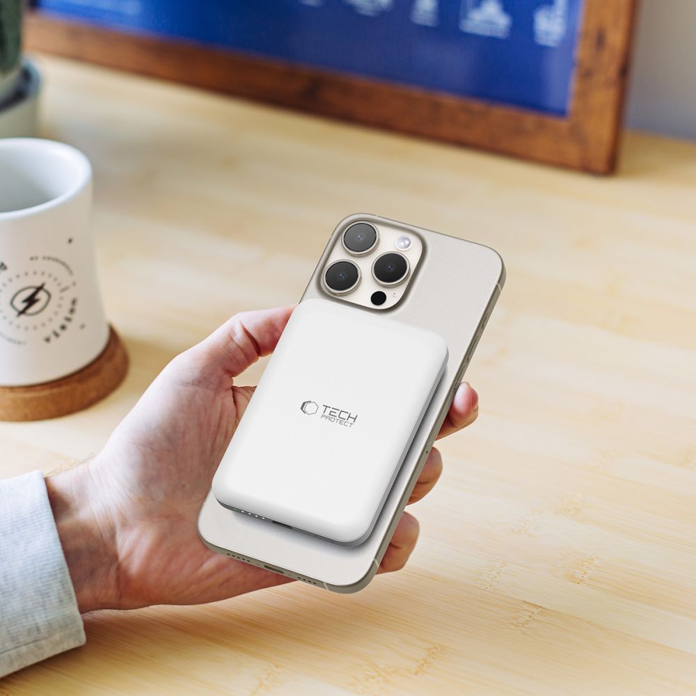 Tech-Protect Išorinė baterija LifeMag PB10 su MagSafe 5000mAh 15W USB-C jungtimi - balta + USB-C laidas -- Powerbanks
