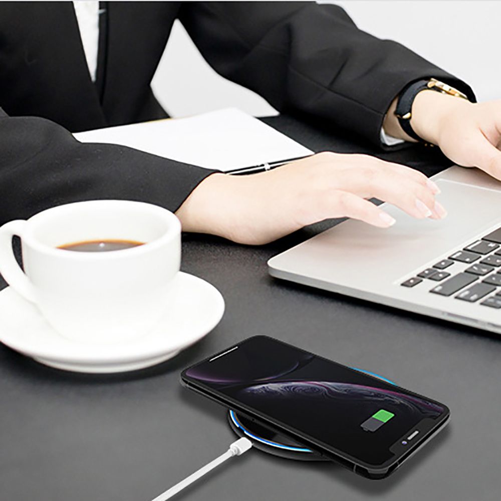 Tech-Protect QI15W-C1 15W indukcinis įkroviklis - juodas -- Cell phone chargers