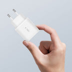 Tech-Protect Įkroviklis C20W USB-C PD 20W / USB-A QC 3.0 su USB-C / Lightning laidu - baltas -- Cell phone chargers