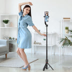 Tech-Protect L04S Bluetooth asmenukių lazda su trikoju iki 95cm ir 360° galva - juoda -- Selfie Sticks & Tripods