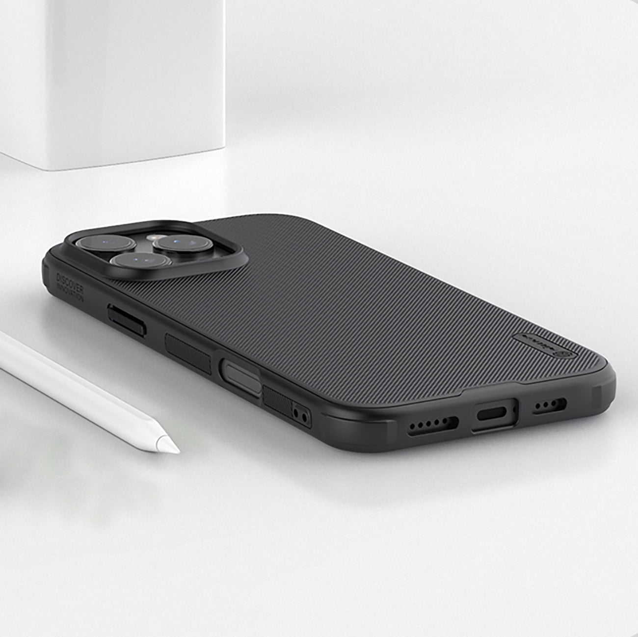Nillkin Super Frosted Shield Pro dėklas iPhone 16 Pro – juodas