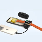 Wozinsky WF16-YLS 5000mAh 15W Lightning Mini Išorinė baterija su integruotu USB-C laidu ir Apple Watch įkrovikliu - juodas