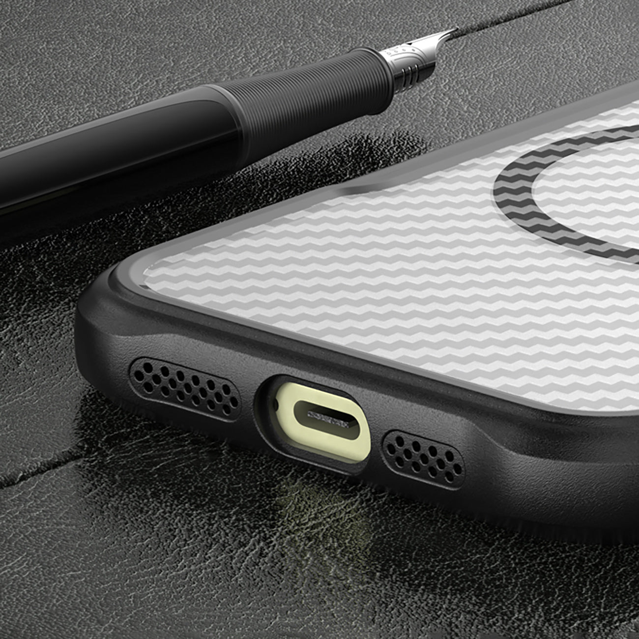 MagSafe TPU dėklas iPhone 16 Pro – juodas