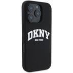 DKNY MagSafe silikoninis dėklas iPhone 16 Pro – juodas