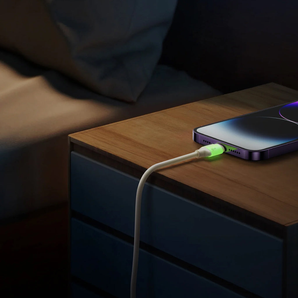 Joyroom S-A53 30W USB-C - Lightning laidas su fluorescenciniu antgaliu 2m - smėlinis